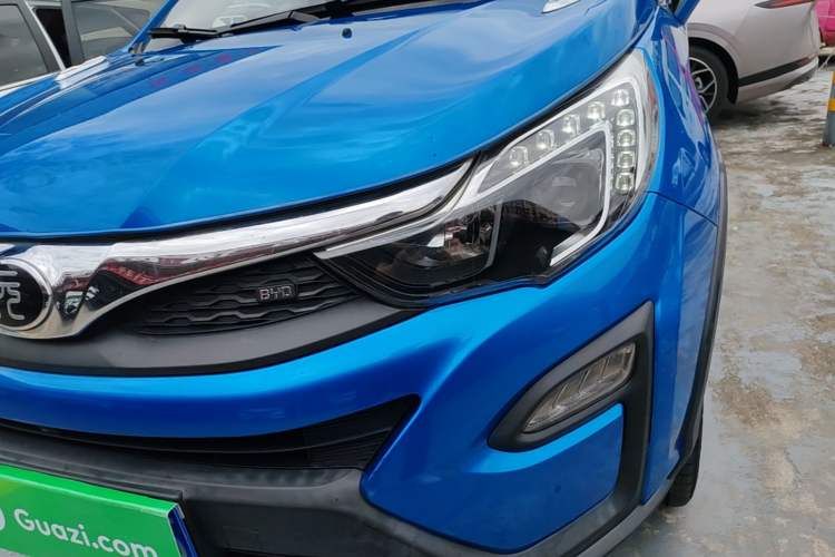 Used BYD Yuan 2017 1.5L Automatic Cool & Stylish Model Left Front Headlight