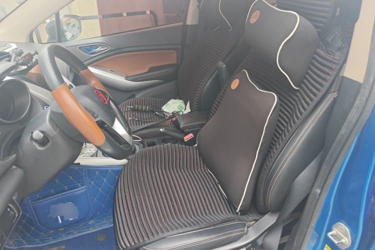 Used BYD Yuan 2017 1.5L Manual with Panoramic Sunroof Left Front Seat