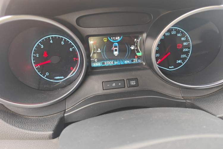 Used BYD Yuan 2017 1.5L Manual with Panoramic Sunroof Odometer Close Up