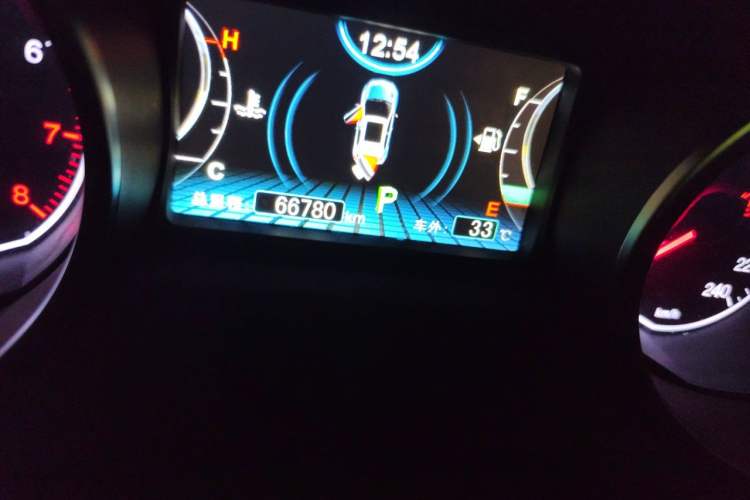 Used BYD Yuan 2017 1.5L Automatic Cool & Connected Model Odometer Close Up