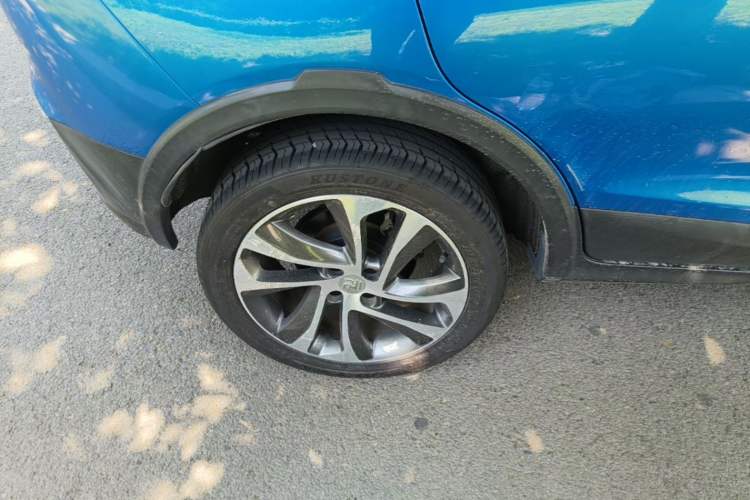 Used BYD Yuan 2017 1.5L Automatic Cool & Connected Model Right Rear Wheel Hub