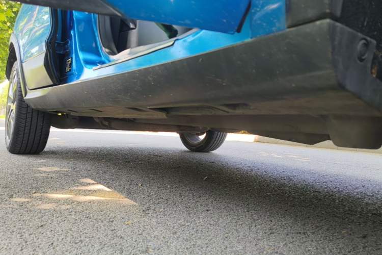 Used BYD Yuan 2017 1.5L Automatic Cool & Connected Model Right Side Sill