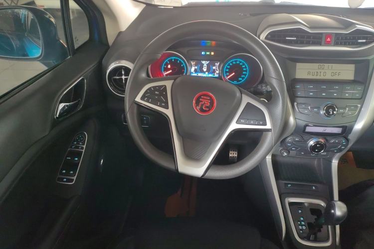 Used BYD Yuan 2017 1.5L Automatic Cool & Stylish Model Steering Wheel