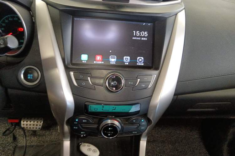 Used BYD Yuan 2017 1.5L Automatic Cool & Connected Model Audio And AC Panel