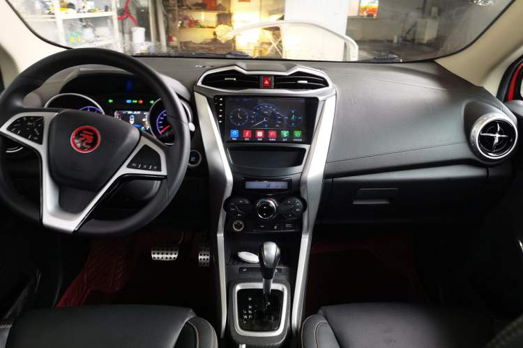Used BYD Yuan 2017 1.5L Automatic Cool & Stylish Model Audio And AC Panel