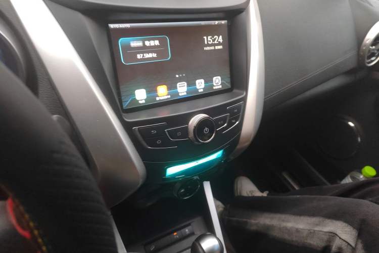 Used BYD Yuan 2017 1.5L Automatic Cool & Connected Model Audio And AC Panel