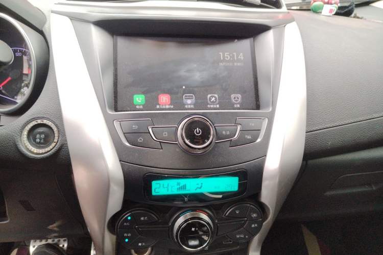 Used BYD Yuan 2017 1.5L Automatic Cool & Connected Model Audio And AC Panel