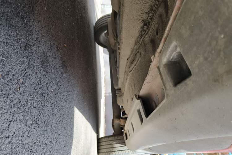 Used BYD Yuan 2017 1.5L Automatic Cool & Connected Model Chassis Front Left