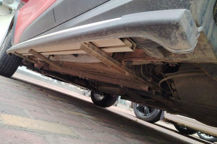 Used BYD Yuan 2017 1.5L Automatic Cool & Connected Model Chassis Rear Left