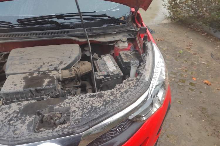 Used BYD Yuan 2017 1.5L Automatic Cool & Connected Model Engine Bay Left