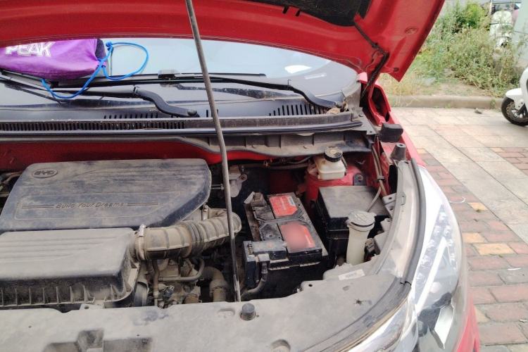 Used BYD Yuan 2017 1.5L Automatic Cool & Connected Model Engine Bay Left