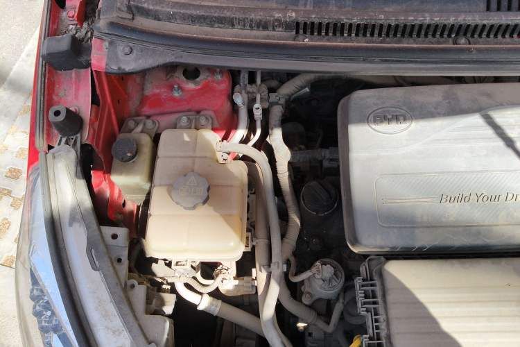 Used BYD Yuan 2017 1.5L Automatic Cool & Connected Model Engine Bay Right