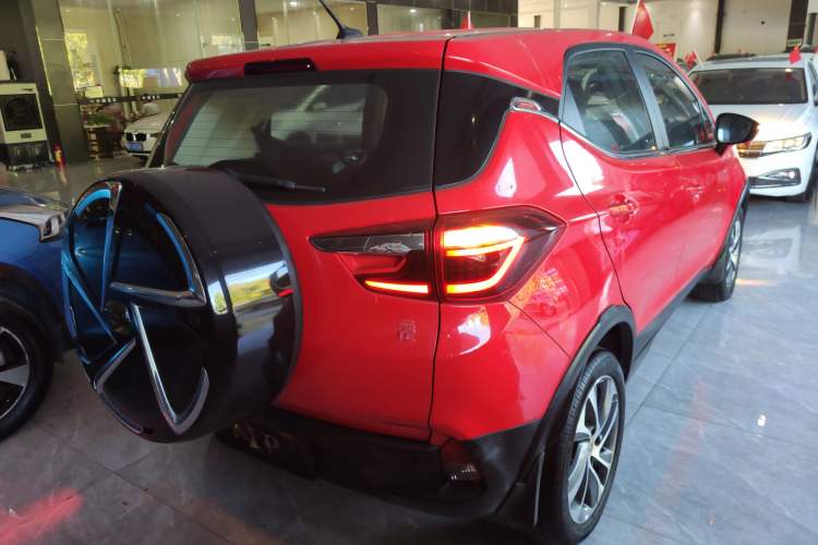 Used BYD Yuan 2017 1.5L Automatic Cool & Connected Model Exterior 5