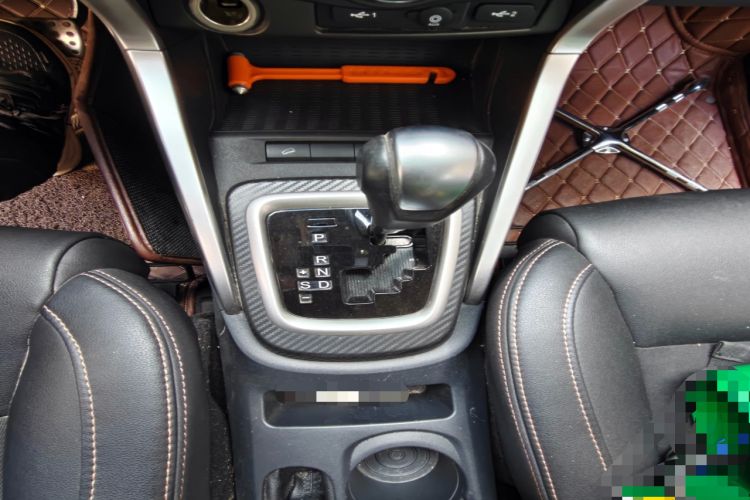 Used BYD Yuan 2017 1.5L Automatic Cool & Connected Model Gear Lever