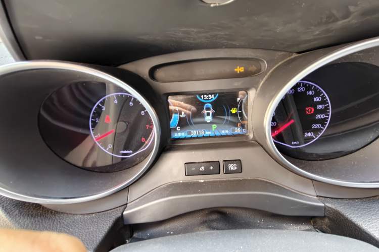 Used BYD Yuan 2017 1.5L Automatic Cool & Connected Model Instrument Cluster