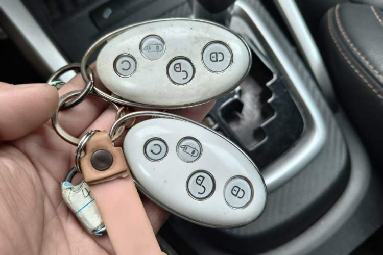 Used BYD Yuan 2017 1.5L Automatic Cool & Connected Model Interior 1