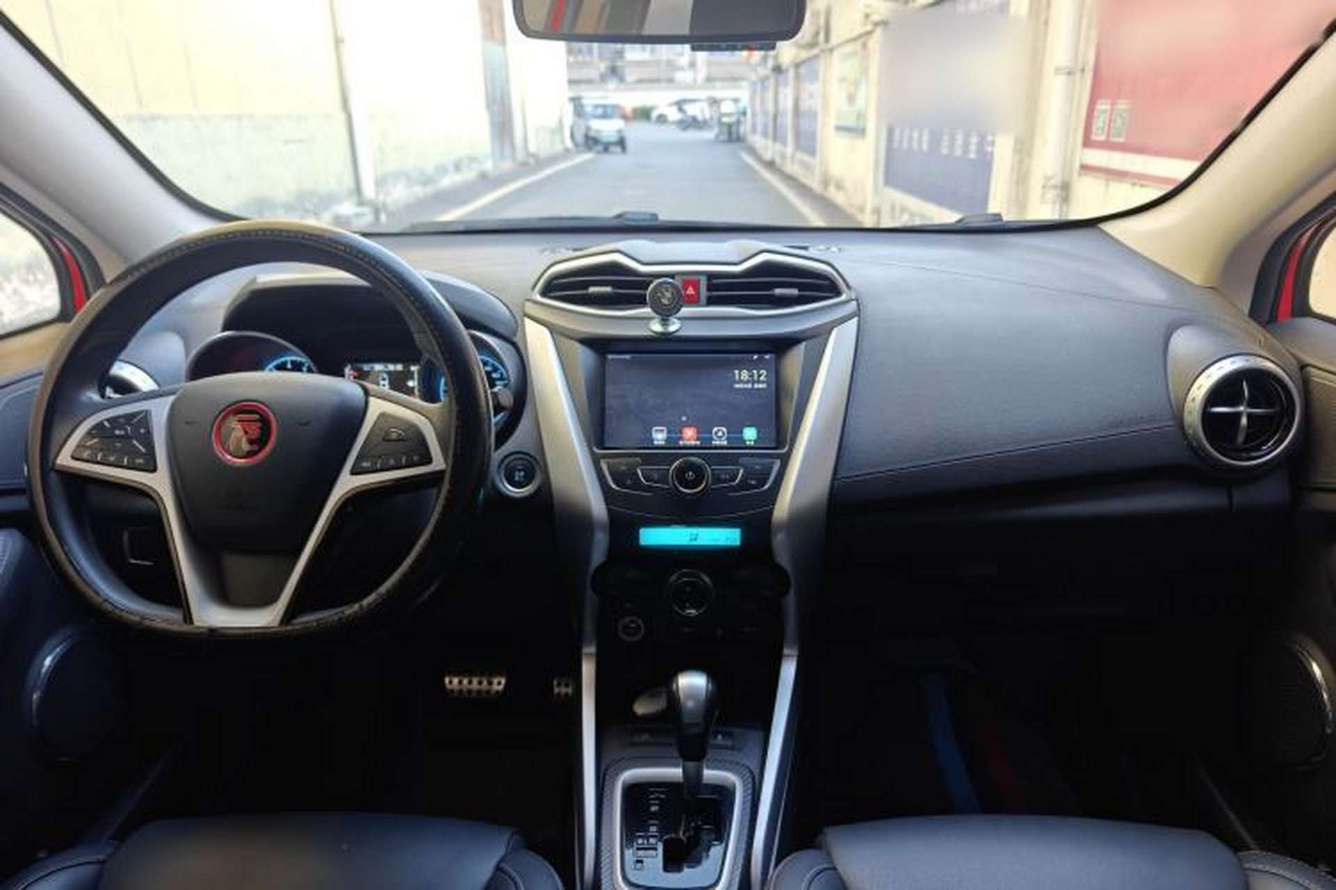 Used BYD Yuan 2017 1.5L Automatic Cool & Connected Model Interior 2