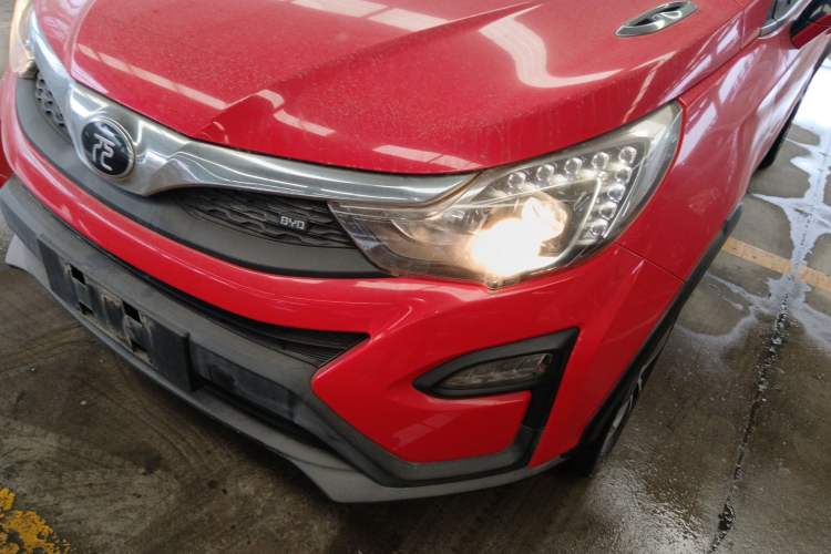 Used BYD Yuan 2017 1.5L Automatic Cool & Connected Model Left Front Headlight