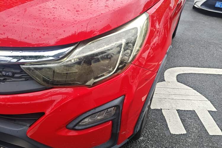 Used BYD Yuan 2017 1.5L Automatic Cool & Stylish Model Left Front Headlight
