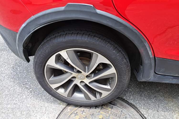 Used BYD Yuan 2017 1.5L Automatic Cool & Connected Model Right Rear Wheel Hub