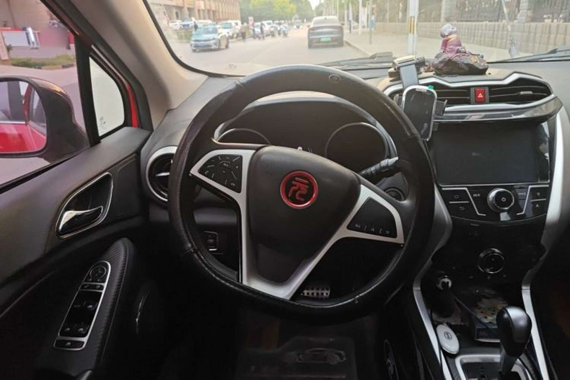 Used BYD Yuan 2017 1.5L Automatic Cool & Stylish Model Steering Wheel