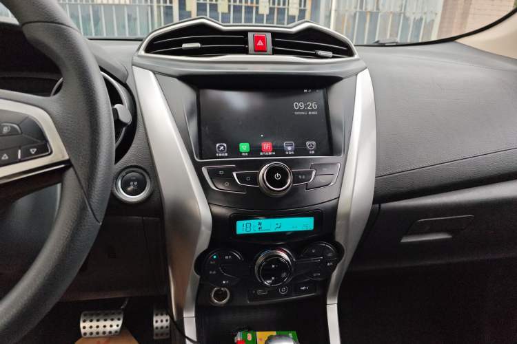 Used BYD Yuan 2017 1.5L Automatic Cool & Connected Model Audio And AC Panel