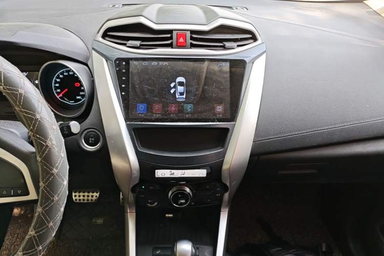 Used BYD Yuan 2017 1.5L Automatic Cool & Stylish Model Audio And AC Panel