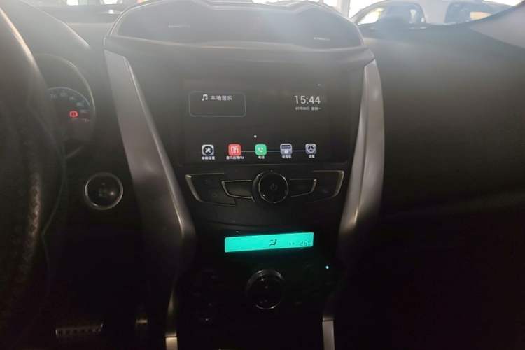 Used BYD Yuan 2017 1.5L Automatic Cool & Connected Model Audio And AC Panel
