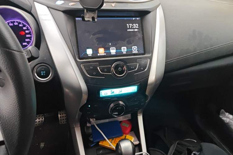 Used BYD Yuan 2017 1.5L Automatic Cool & Connected Model Audio And AC Panel