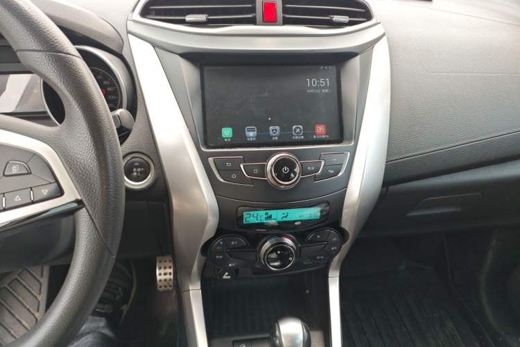 Used BYD Yuan 2017 1.5L Automatic Cool & Connected Model Audio And AC Panel