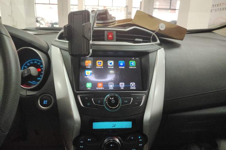 Used BYD Yuan 2017 1.5L Automatic Cool & Connected Model Audio And AC Panel