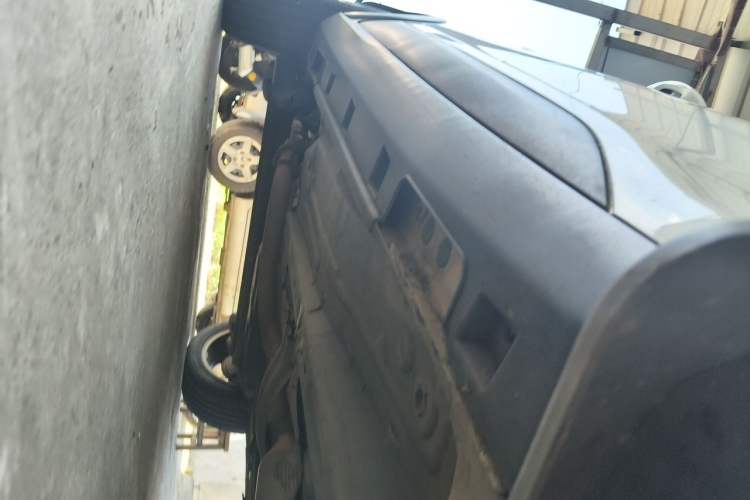 Used BYD Yuan 2017 1.5L Automatic Cool & Connected Model Chassis Front Right