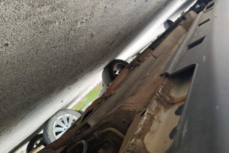 Used BYD Yuan 2017 1.5L Automatic Cool & Connected Model Chassis Rear Left
