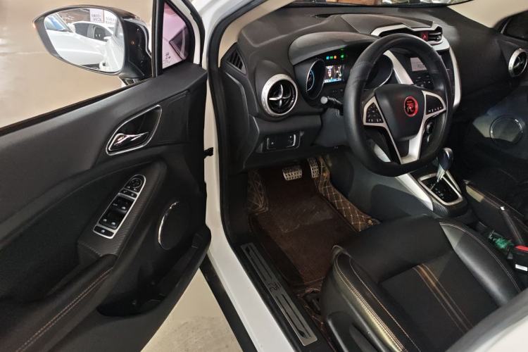 Used BYD Yuan 2017 1.5L Automatic Cool & Stylish Model Driver Seat