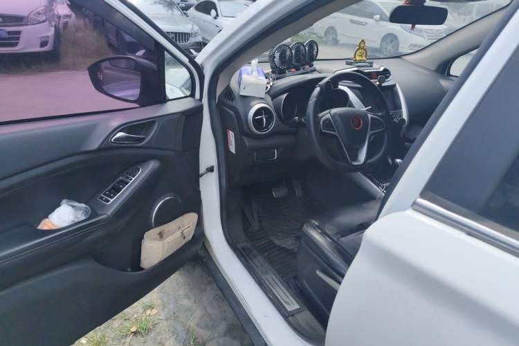 Used BYD Yuan 2017 1.5L Automatic Cool & Connected Model Driver Seat