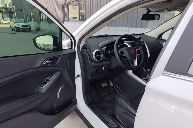 Used BYD Yuan 2017 1.5L Automatic Cool & Stylish Model Driver Seat