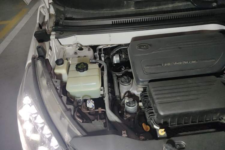 Used BYD Yuan 2017 1.5L Automatic Cool & Stylish Model Engine Bay Right