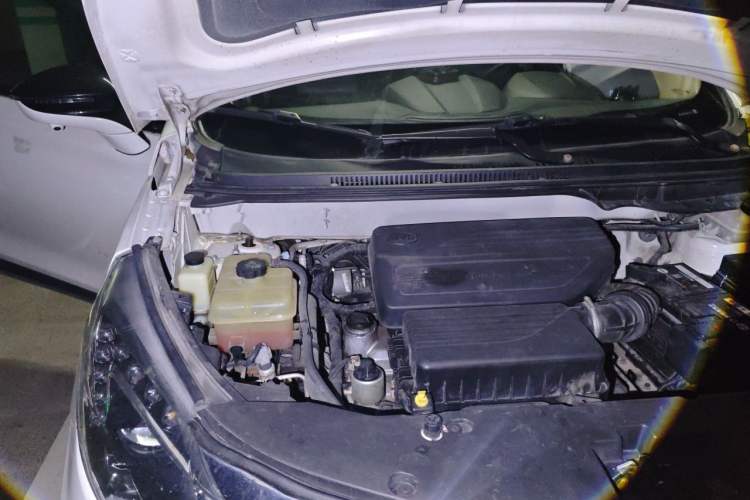 Used BYD Yuan 2017 1.5L Automatic Cool & Stylish Model Engine Bay Right