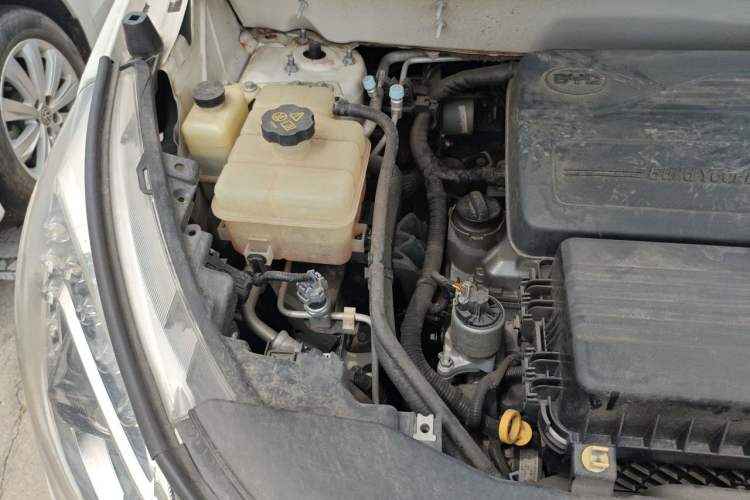 Used BYD Yuan 2017 1.5L Automatic Cool & Connected Model Engine Bay Right