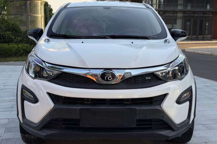 Used BYD Yuan 2017 1.5L Automatic Cool & Stylish Model Exterior 1