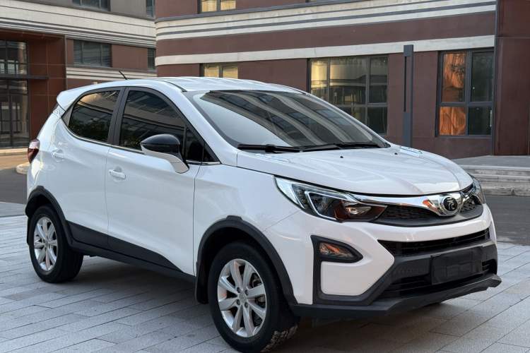 Used BYD Yuan 2017 1.5L Automatic Cool & Stylish Model Exterior 2