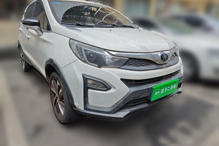 Used BYD Yuan 2017 1.5L Manual Cool Connect Model Exterior 2