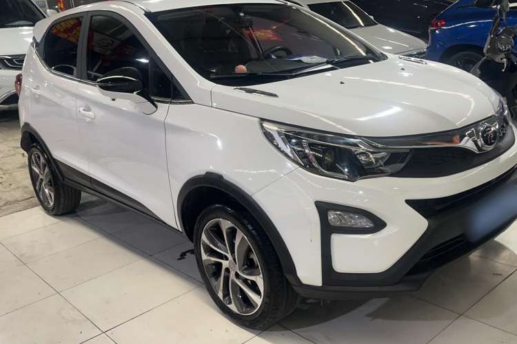 Used BYD Yuan 2017 1.5L Automatic Cool & Connected Model Exterior 2