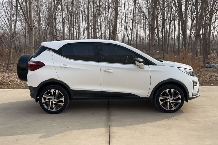 Used BYD Yuan 2017 1.5L Automatic Cool & Connected Model Exterior 3