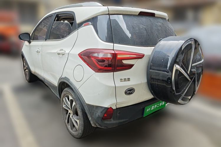 Used BYD Yuan 2017 1.5L Manual Cool Connect Model Exterior 3