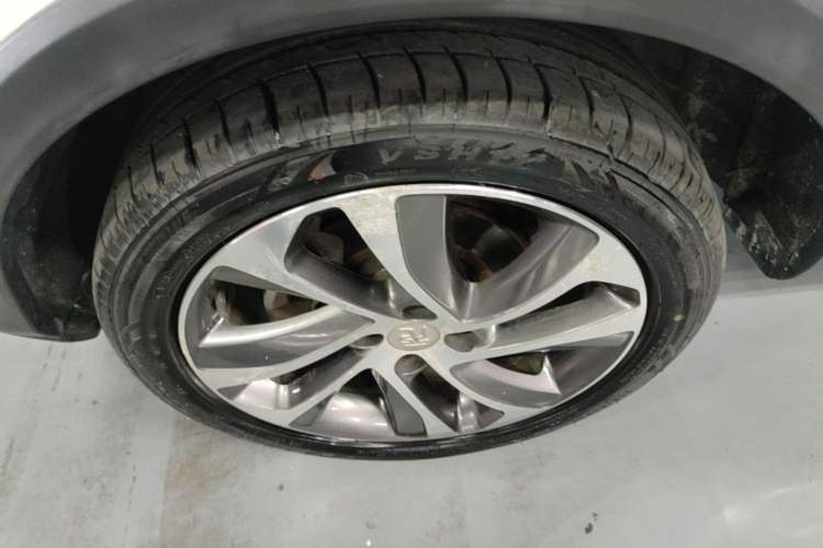 Used BYD Yuan 2017 1.5L Automatic Cool & Connected Model Exterior 4