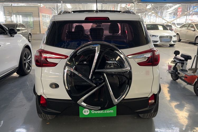 Used BYD Yuan 2017 1.5L Manual with Panoramic Sunroof Exterior 4