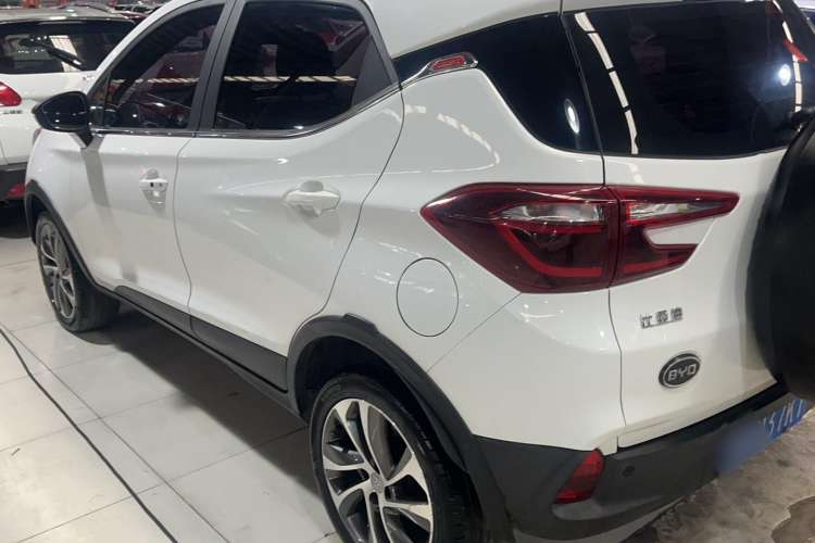 Used BYD Yuan 2017 1.5L Automatic Cool & Connected Model Exterior 4