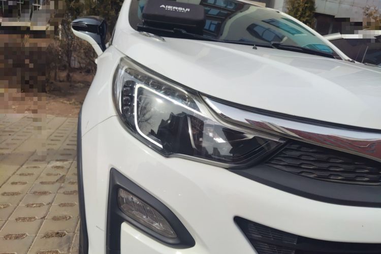 Used BYD Yuan 2017 1.5L Automatic Cool & Stylish Model Exterior 6