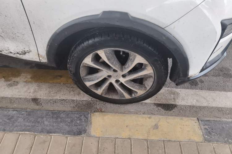 Used BYD Yuan 2017 1.5L Automatic Cool & Connected Model Exterior 7